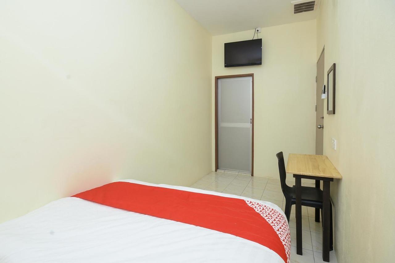 Oyo 90172 Goodwill Homestay Batu Niah Exterior foto